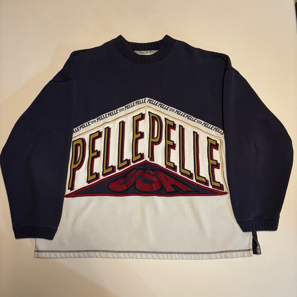 90s Marc Buchanan pelle pelle USA 3 tone color crewneck (tons of embroidery)